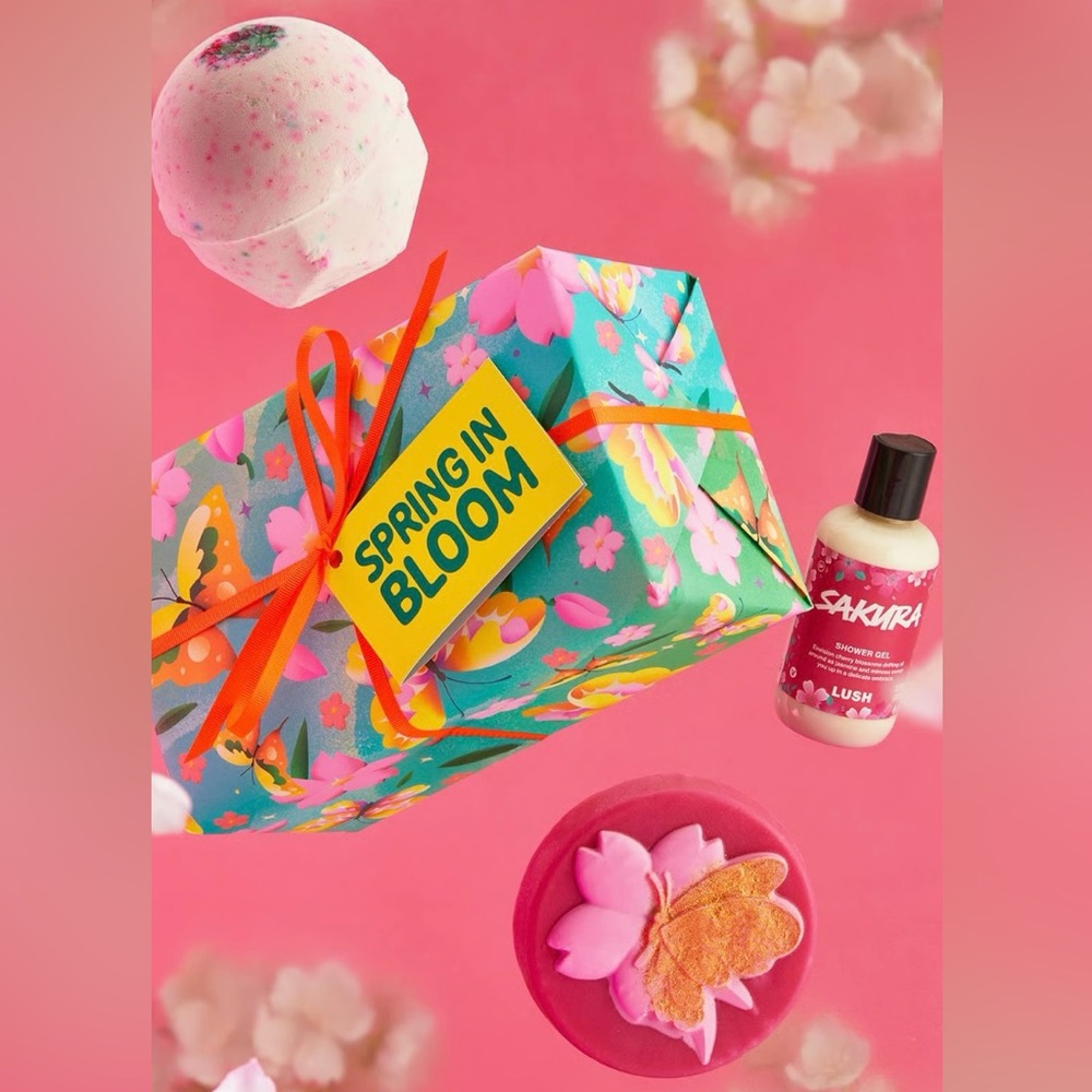 Lush SPRING IN BLOOM Gift Set